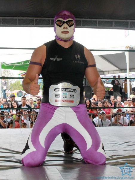 File:El Hijo del Fantasma es Campeón Peso Semicompleto del DF..jpg